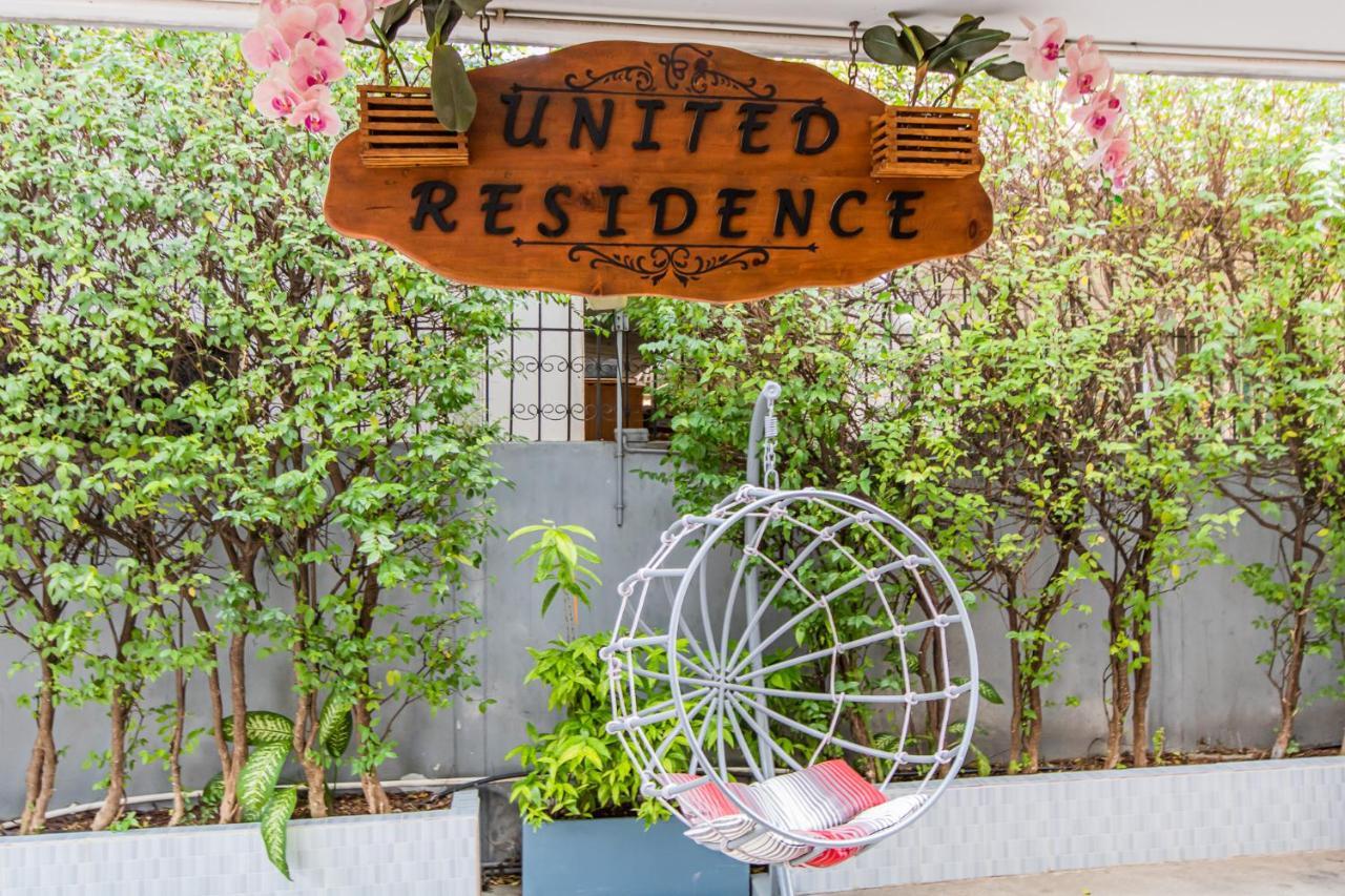 United Residence Ekamai Bangkok Exterior foto